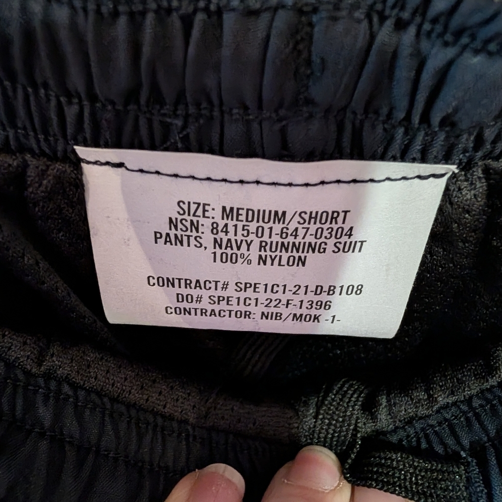 NWT Tags Men's 'Navy' Running Pants (M, Short) - Picture 4 of 5
